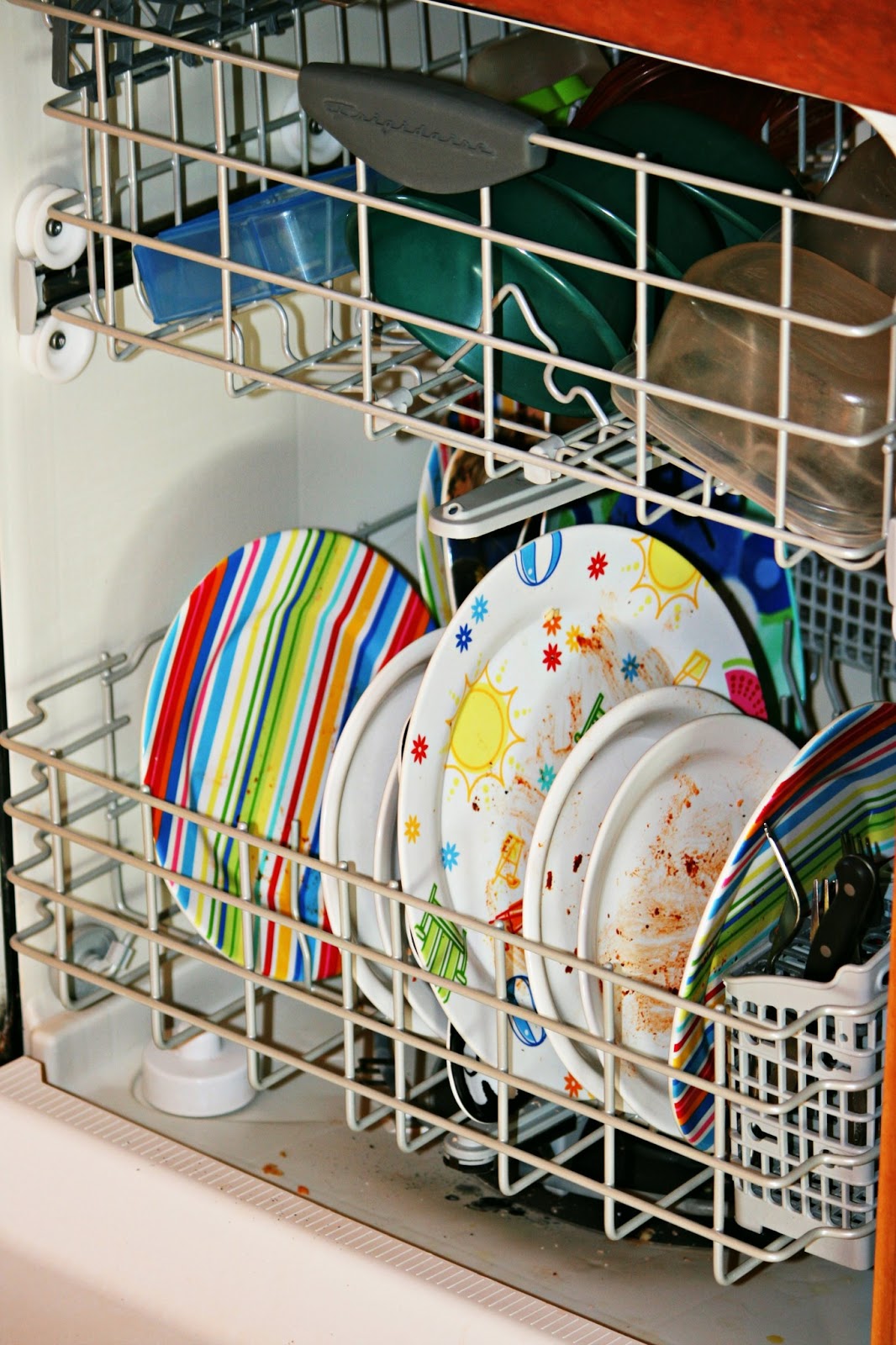 Two Bears Farm and the Three Cubs The Art of Washing Dishes 