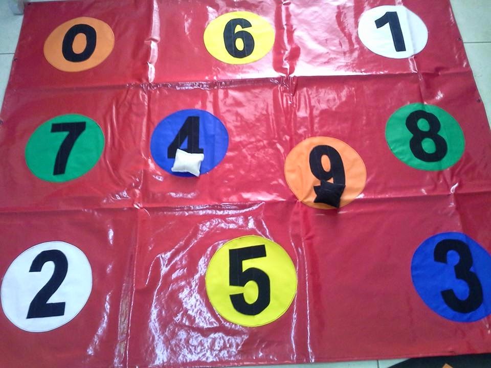 Contando fichas, aprendendo contagem cores transparentes com bolsa – jogo  para jogos grangrupo, noite jogos, salão bingo e atividades educativas  Fengr-au