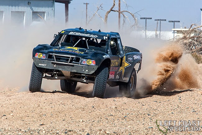 IMAGE: http://4.bp.blogspot.com/-qEelUJjHVU8/U19Dt5SiJeI/AAAAAAAAAIo/TSbhV_CdTPk/s1600/6L7F2938.jpg