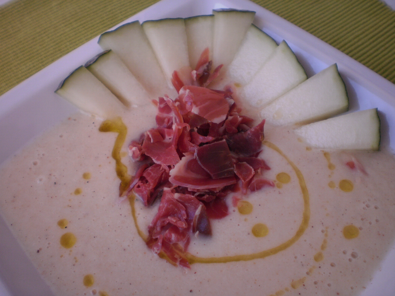 GAZPACHO CREMOSO DE MELON CON JAMON Mi Cocina
