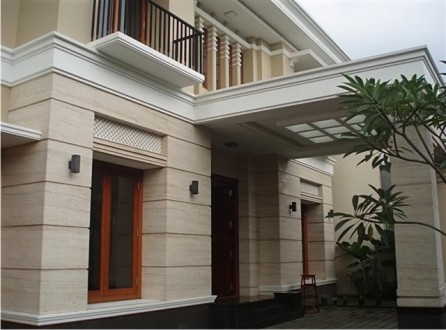 Rumah di Surabaya