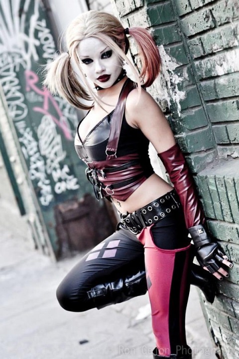 Harley quinn cosplay flash