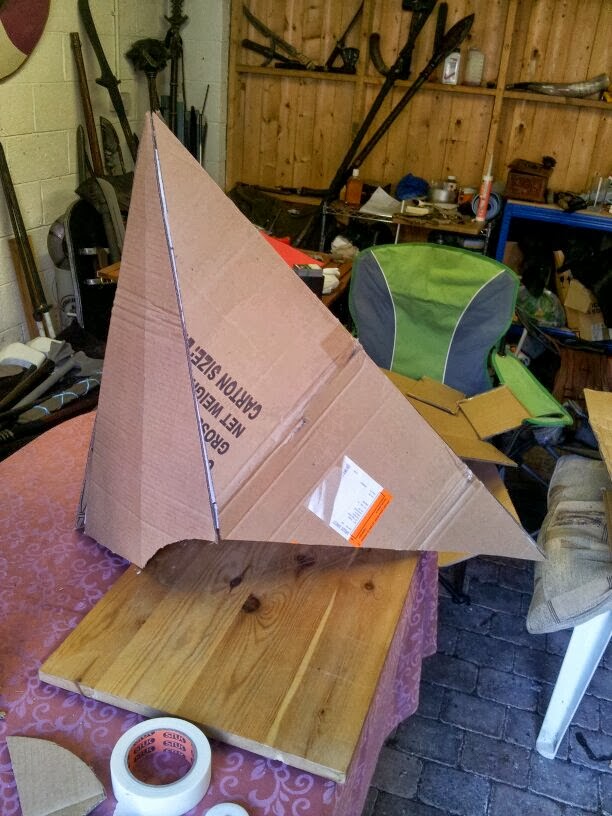 Into the mind of Oddness: Pyramid Head Helmet Tutorial