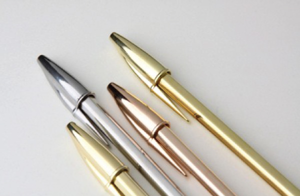 Canetas BIC de luxo, versão Athas banhadas a ouro, prata e aço inoxidavel Canetas BIC de luxo, versão Athas banhadas a ouro, prata e aço inoxidavel