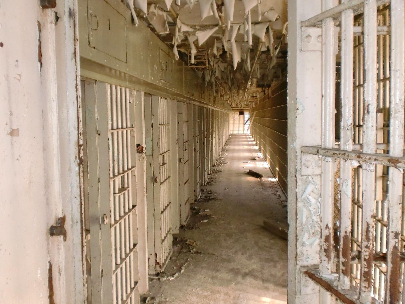 The Past of New Jersey The Essex County Jail Annex