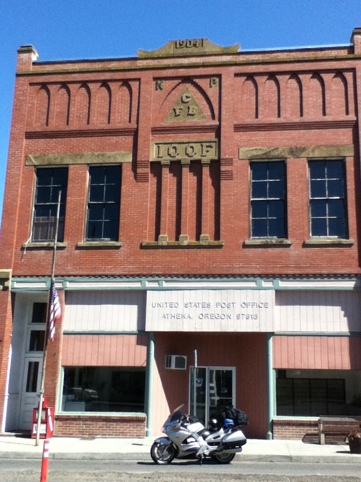 Northwest Motorcycle Rides and Oregon Rural Post Office Visits