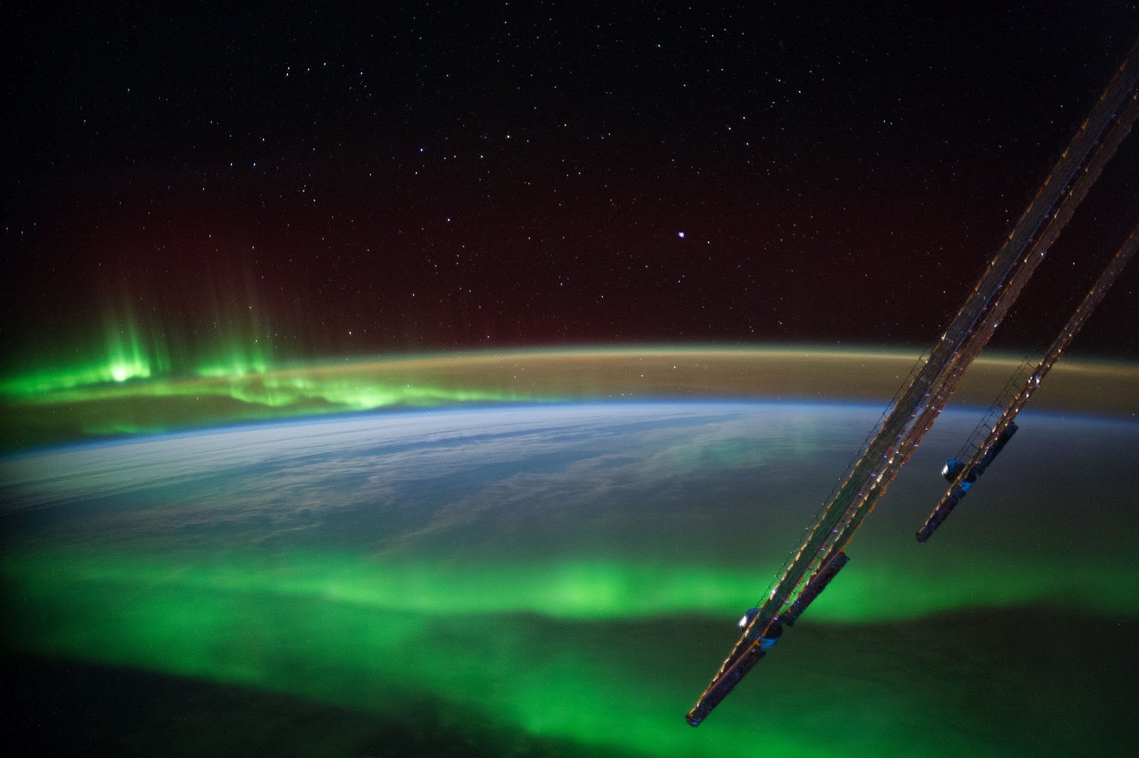 Aurora Australis Aurora Australis   One of the more spectacular scenes of the aurora australis was photographed by one of the Expedition 40 crew members aboard the International Space Station from an altitude of approximately 223 nautical miles  Image Credit: NASA