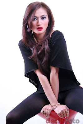 foto hot seksi debby ayu no bugil telanjang panas