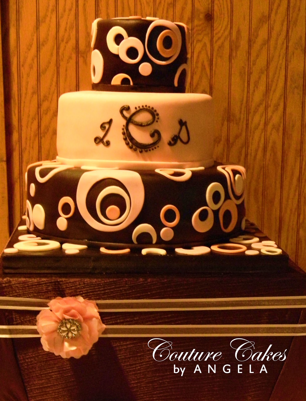 Couture Cakes by Angela Elegant/Wedding Cake Gallery