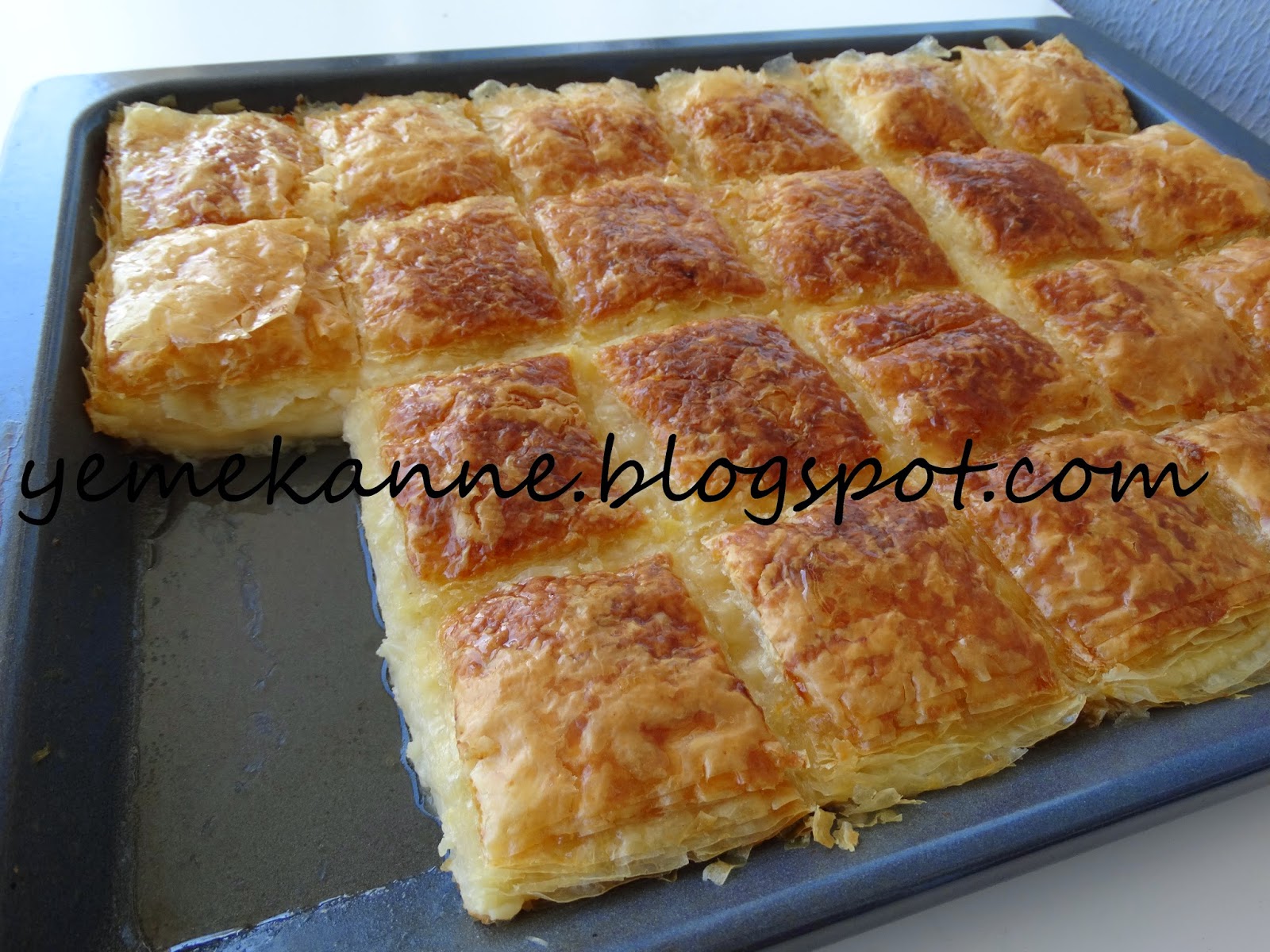 baklavalık yufkadan laz böreği