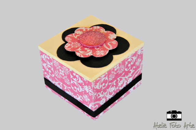 Caixa de scrapbook para lembrançinha Caixa de scrapbook para lembrançinha