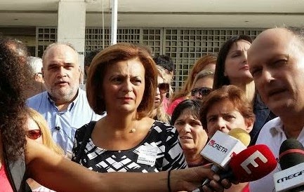 Tο ΧΡΙΚΑ στην παράσταση των καθαριστριών του ΥΠΟΙΚ για αναίρεση της απόφασης Tο ΧΡΙΚΑ στην παράσταση των καθαριστριών του ΥΠΟΙΚ για αναίρεση της απόφασης