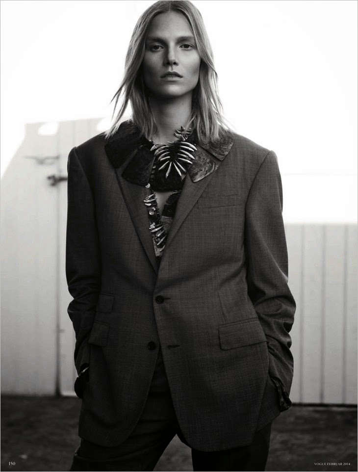 Suvi Koponen Vogue Alemanha Magazine Photoshoot Fevereiro 2014 Magazine Photoshoot : Suvi Koponen Photoshot For Cover for Vogue Magazine Alemanha Fevereiro 2014 Issue