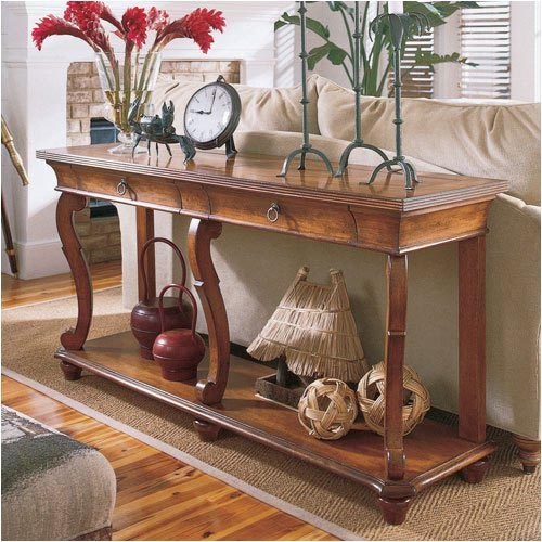 Decorating Sofa Table