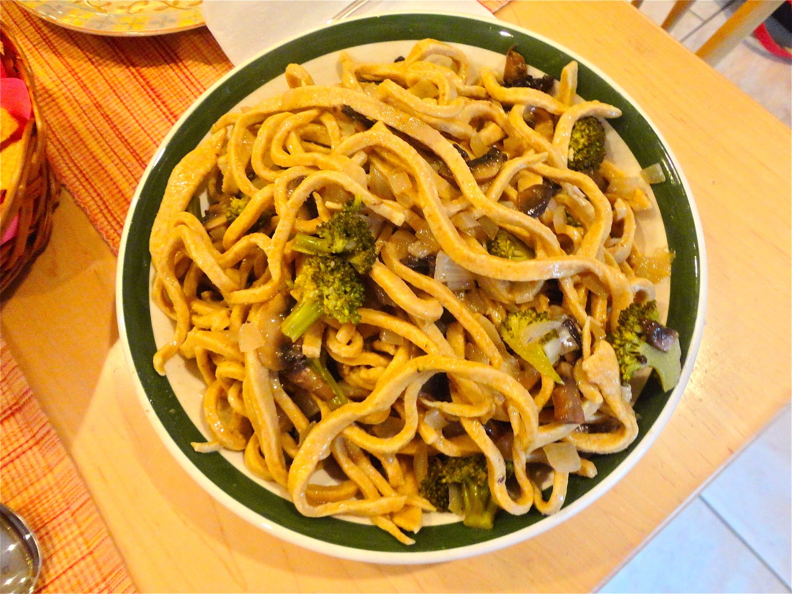 BinomialBaker Shabbat Dinner Whole Wheat Pasta with White Wine