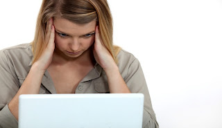 http://www.inquisitr.com lady stressed out