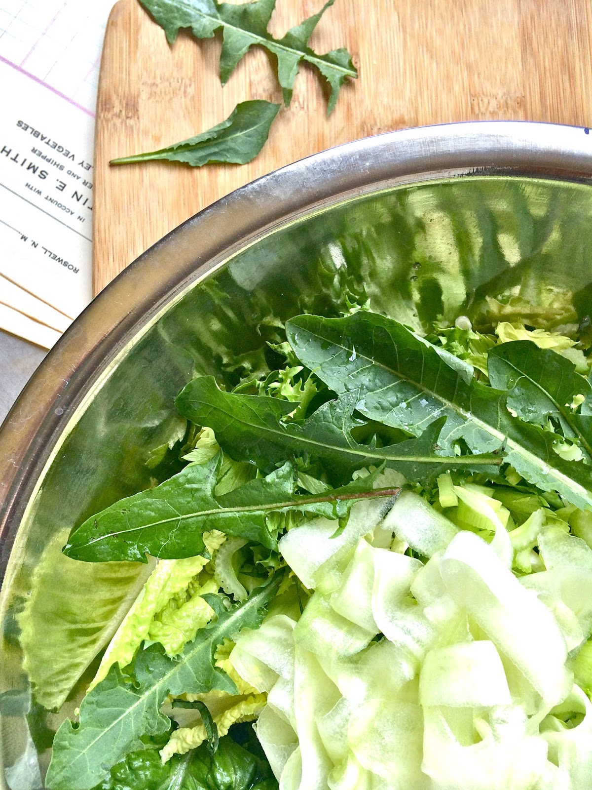 bearded-dragon-diet-dandelion-greens.jpg