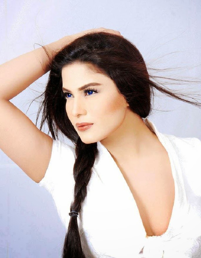 Veena Malik Wallpapers Free Download