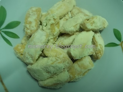 kuih lidah