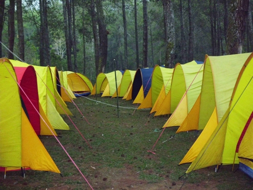 CAMPING LEMBANG BANDUNG CIKOLE CIWIDEY JAWA BARAT: April 2013