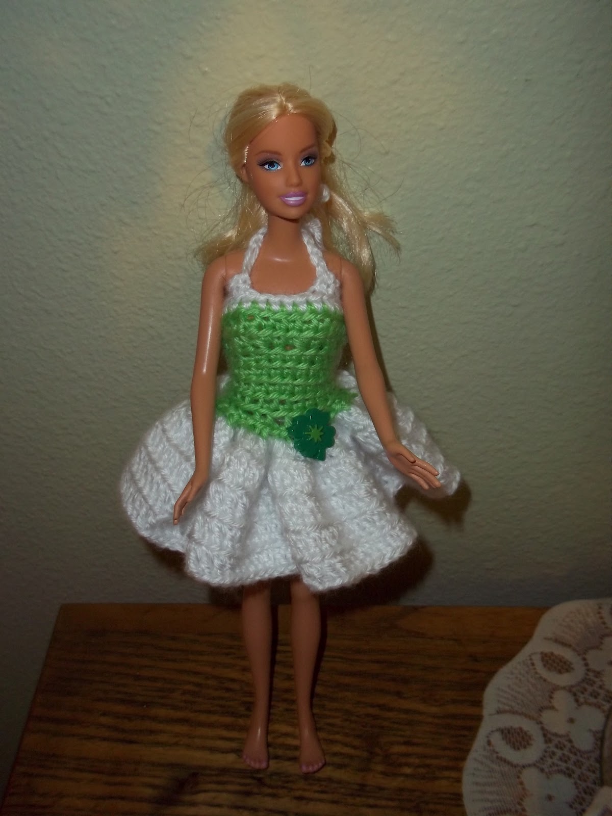 My Turn for us: Free Barbie St Paddys Dress Pattern