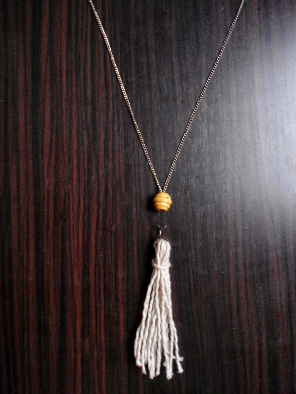 Crafty DIY Rope/Twine Tassel Necklace