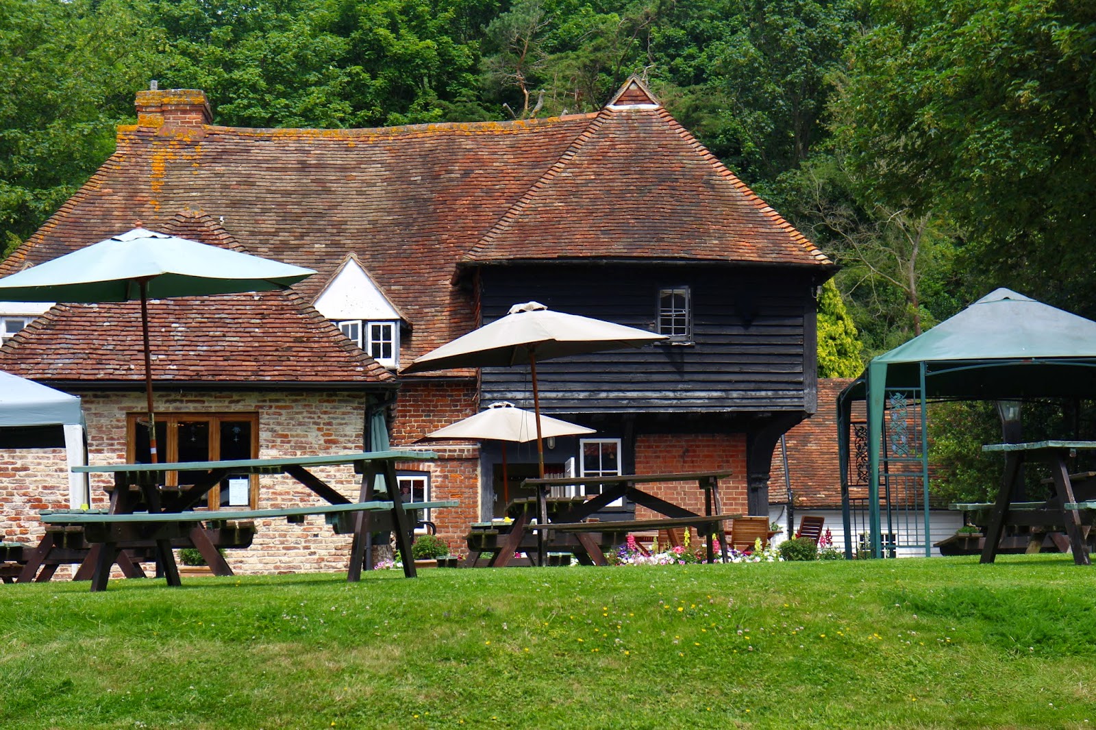 Best Pubs Kent Downs at Brenda Edge blog