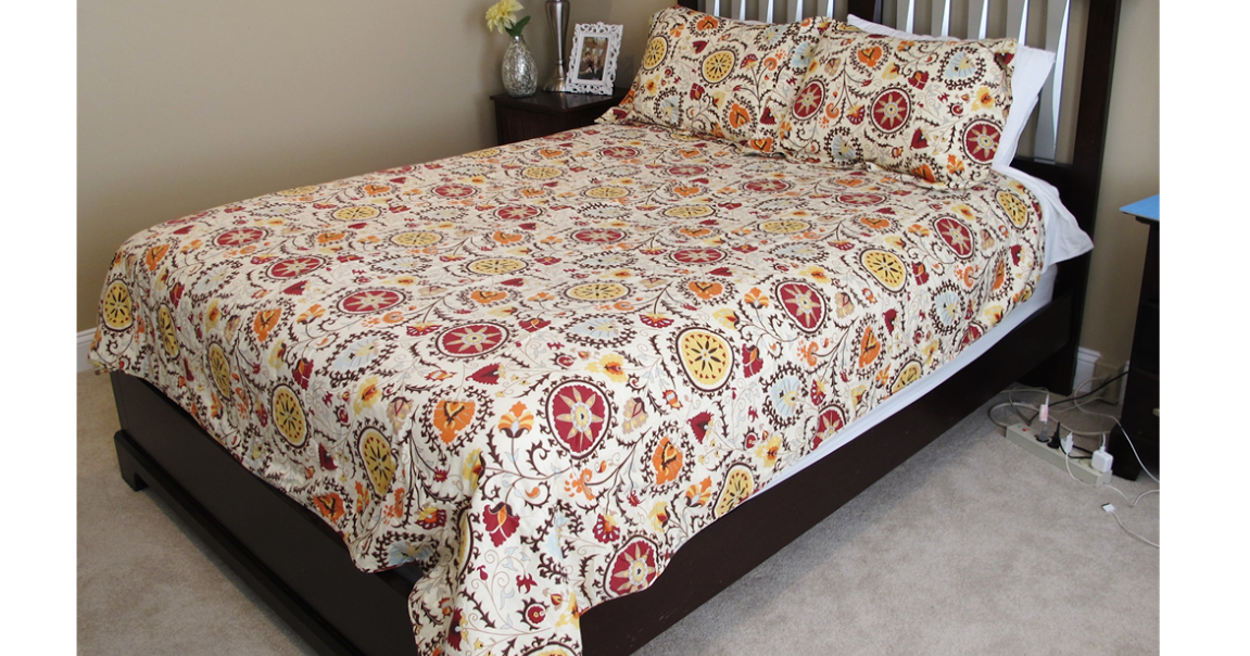 BonnieProjects Update Linens with Fabric Dye