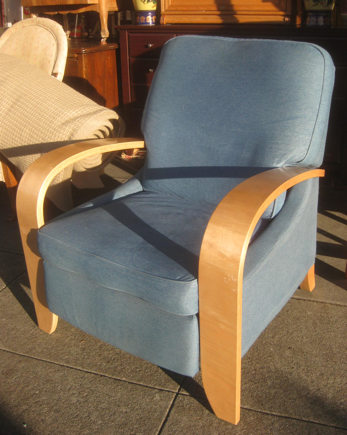 UHURU FURNITURE & COLLECTIBLES SOLD Bentwood Arm Club Chair 80