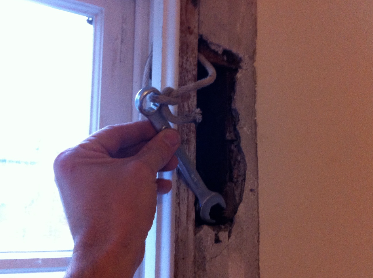 Homing Missile How to Repair a Broken Sash Cord in a DoubleHung