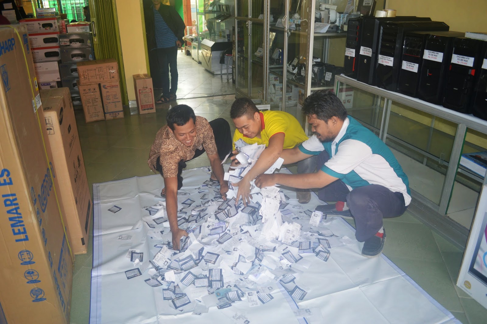 tripio computer PEMENANG GEBYAR HADIH TRIPIO COMPUTER