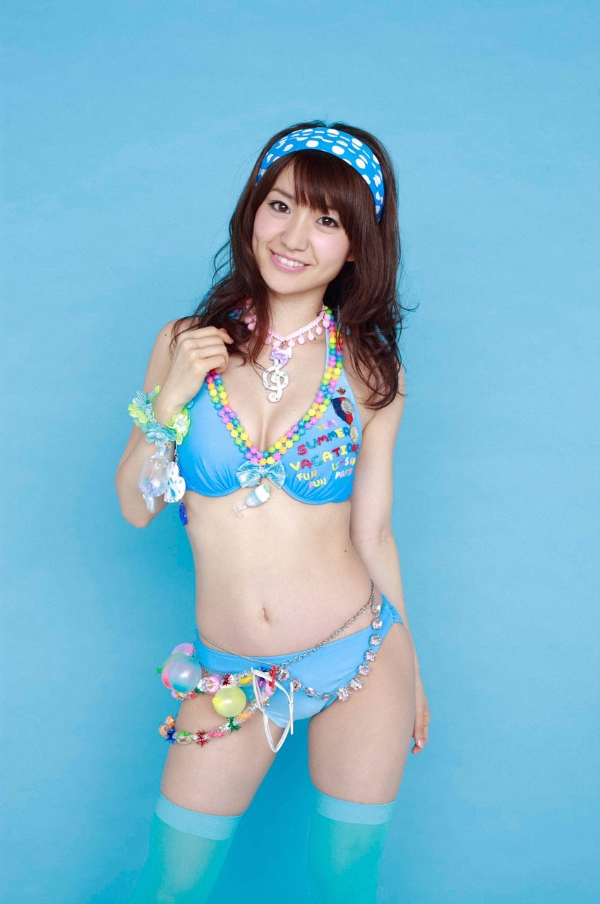 akb48 bikini