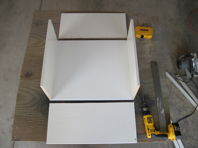 Left side of drawer attached. Left side of drawer attached.