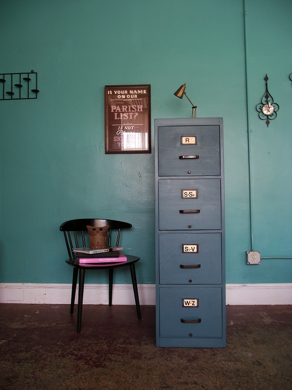 Vintage Ground Vintage Solid Wood Blue File