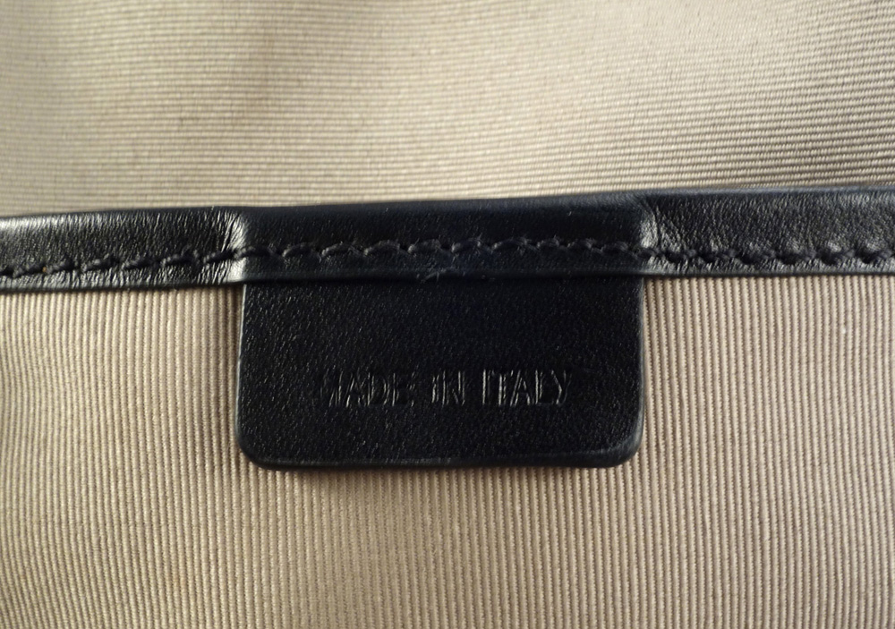 Burberry Purse T-04-02 Burberry Purse T-04-02