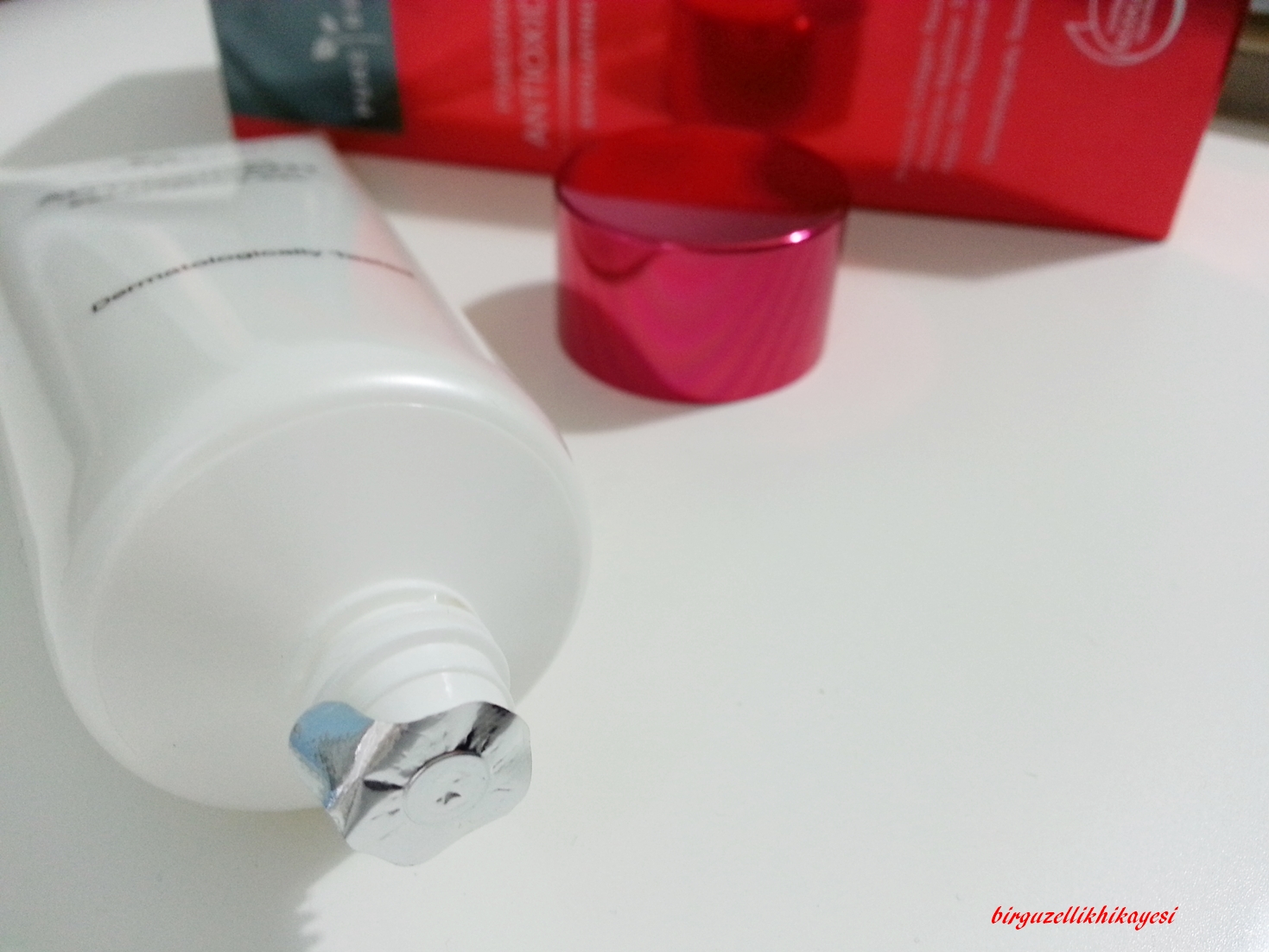 Watsons Pure Beauty Exfoliating Gel İncelemesi Bir Güzellik