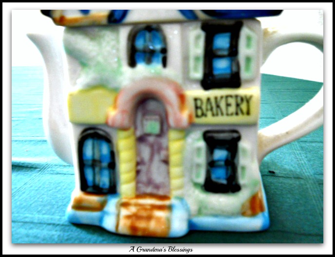 A Grandma's Blessings BAKERY TEAPOT GIFT
