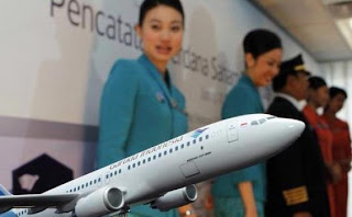 http://rekrutkerja.blogspot.com/2012/03/garuda-indonesia-stewardess-recruitment.html