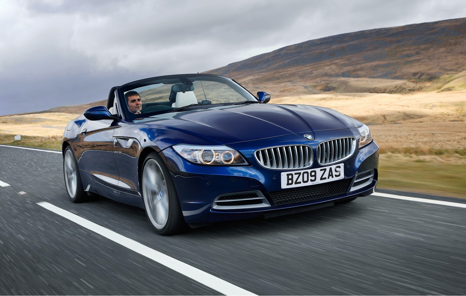 Luxury Cars Sports Cars SUV Luxury Cars Sports Cars SUV
