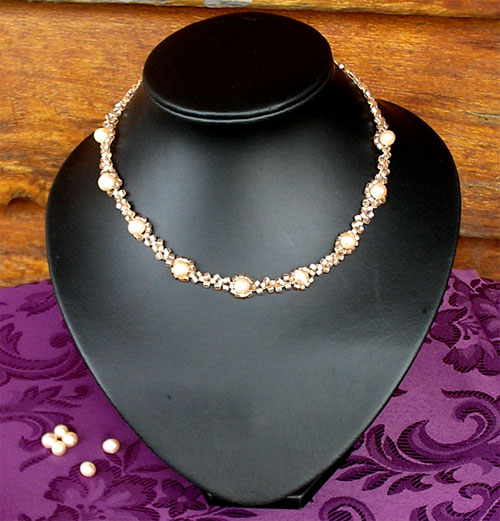 Roaming Pixies Make a Beaded Pearl Necklace Free Beading Pattern