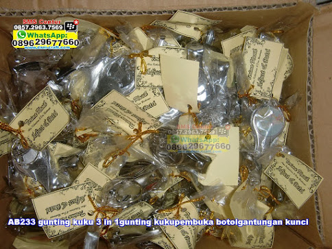 gunting kuku 3 in 1gunting kukupembuka botolgantungan kunci unik