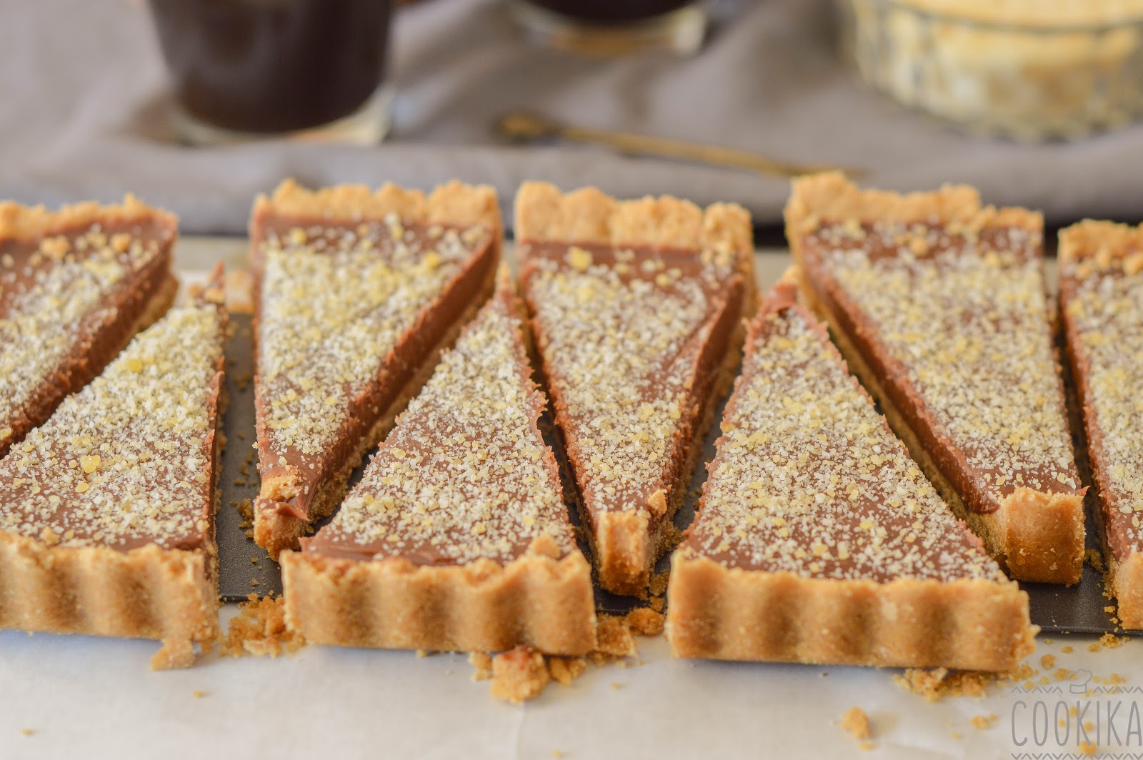 CooKika Ταρτα σοκολατας με πραλινα αμυγδαλου Milk Chocolate Tart with Almond Praline