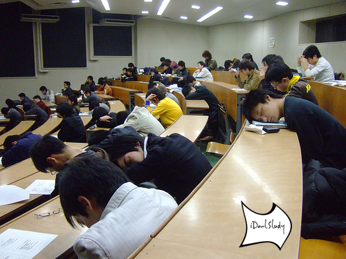 classroom_sleep_idontstudy.png