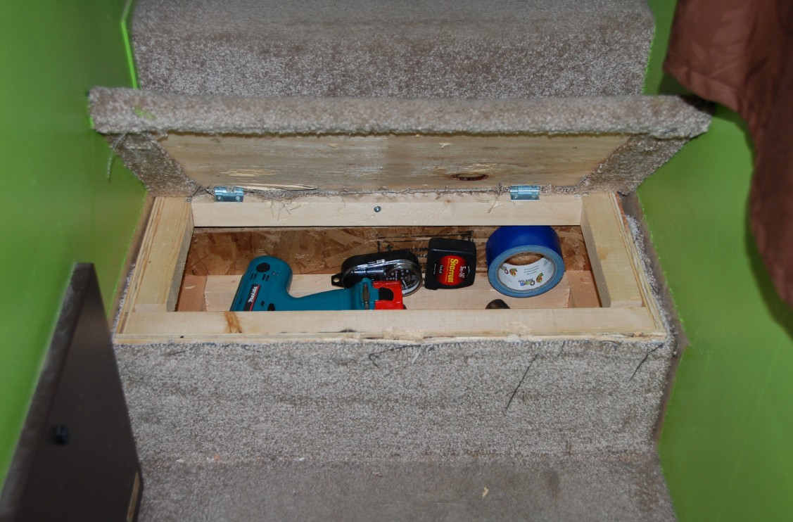 RV stair storage The Lundy 5