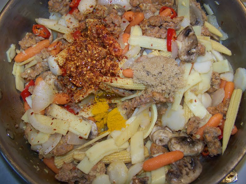 Kitchen Simmer Thai Sausage Curry with Basil and Coconut Milk