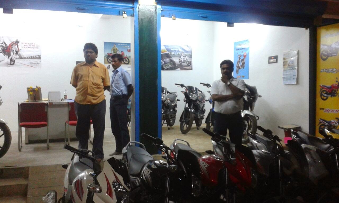 அதிரை வண்டிப்பேட்டையில் TVS SHOWROOM திறப்புவிழா! Adiraipirai.in