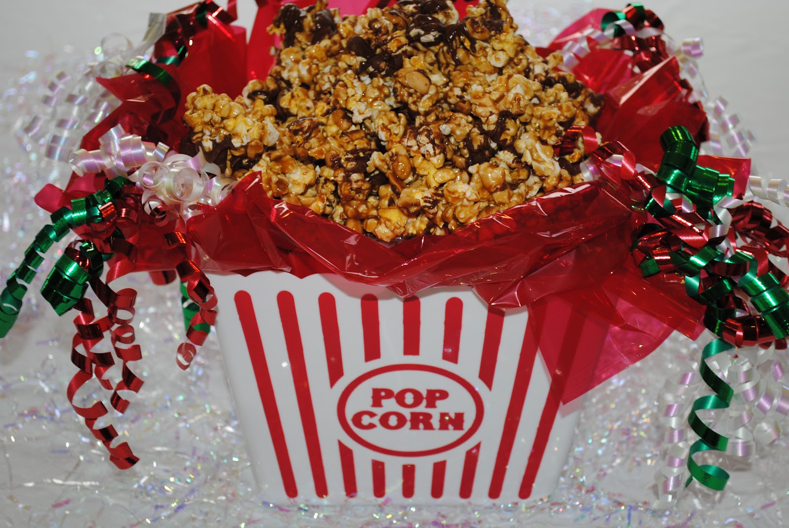 Christmas Holiday Ideas OLDFASHIONED CARAMEL POPCORN
