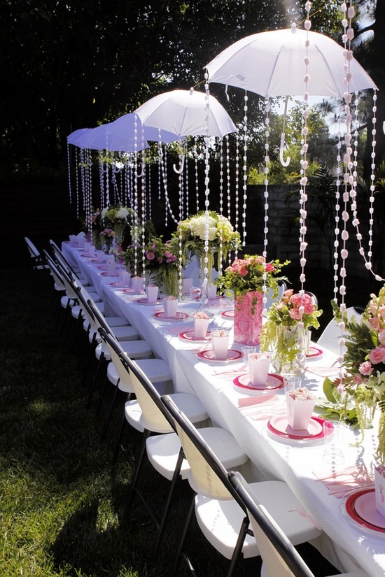 having a baby shower at a park