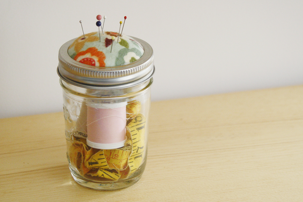 Please Note DIY Mason Jar Pin Cushion