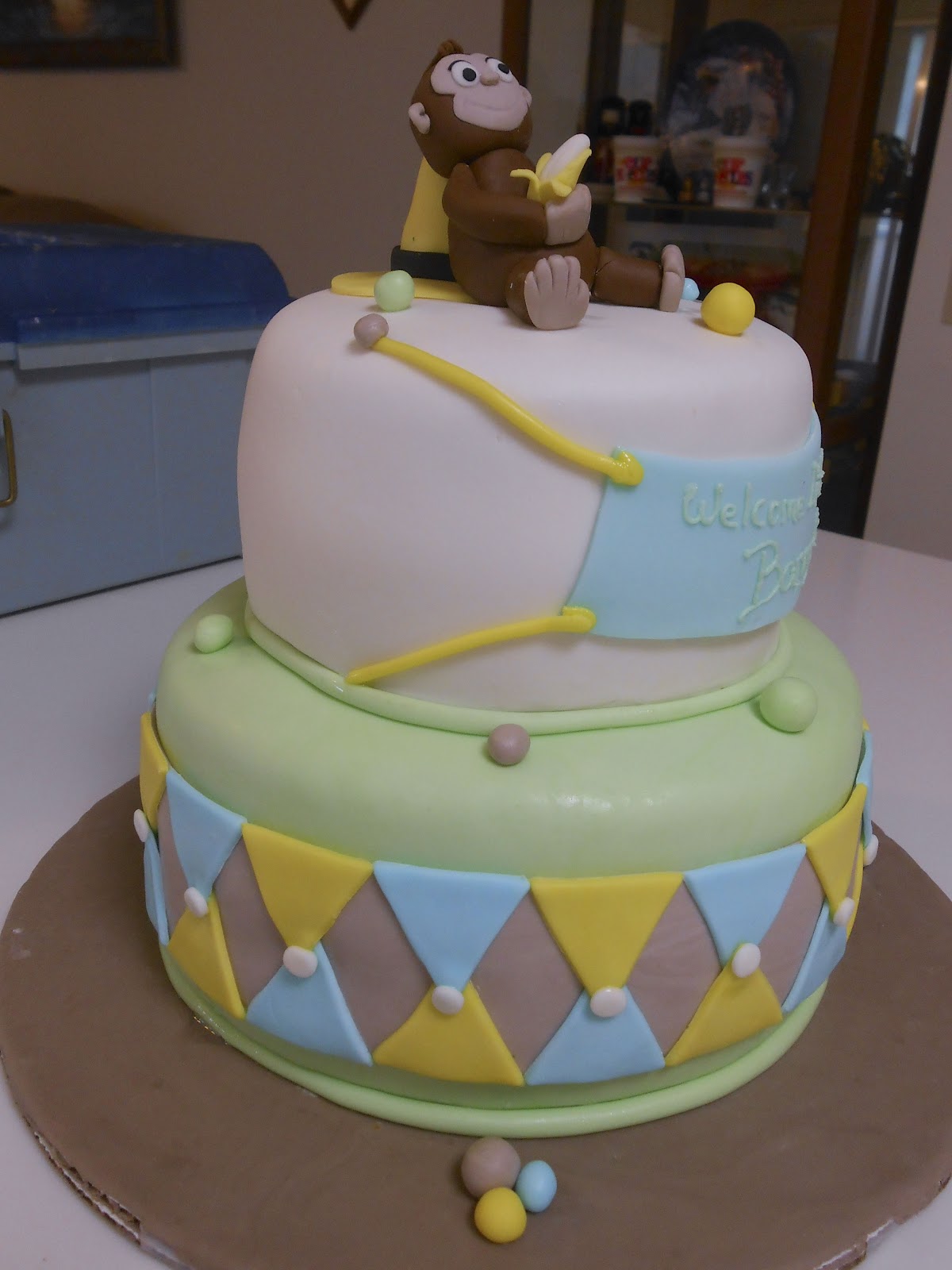 Michelle's Cakes: Curious George baby shower